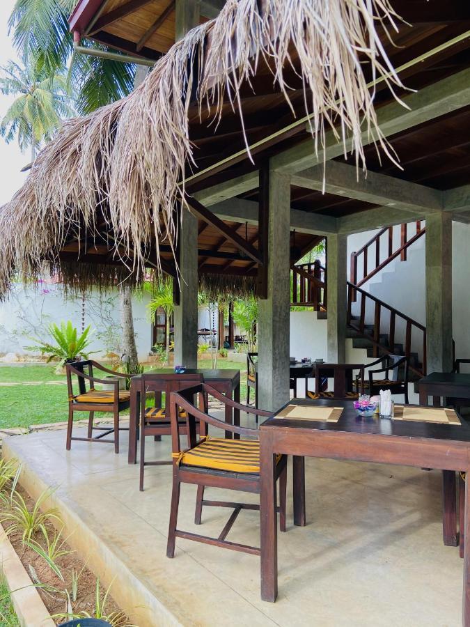 Sanjis The Seaside Cabanas Tangalle Exteriör bild